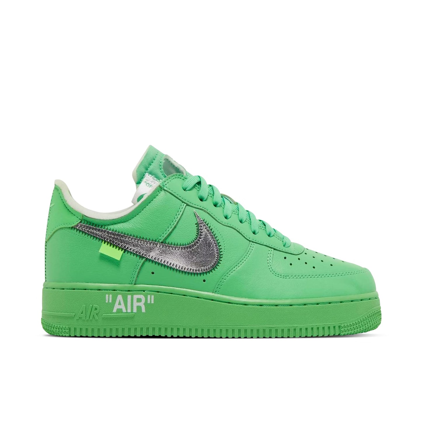 Nike Air Force 1 Low
Off-White Brooklyn